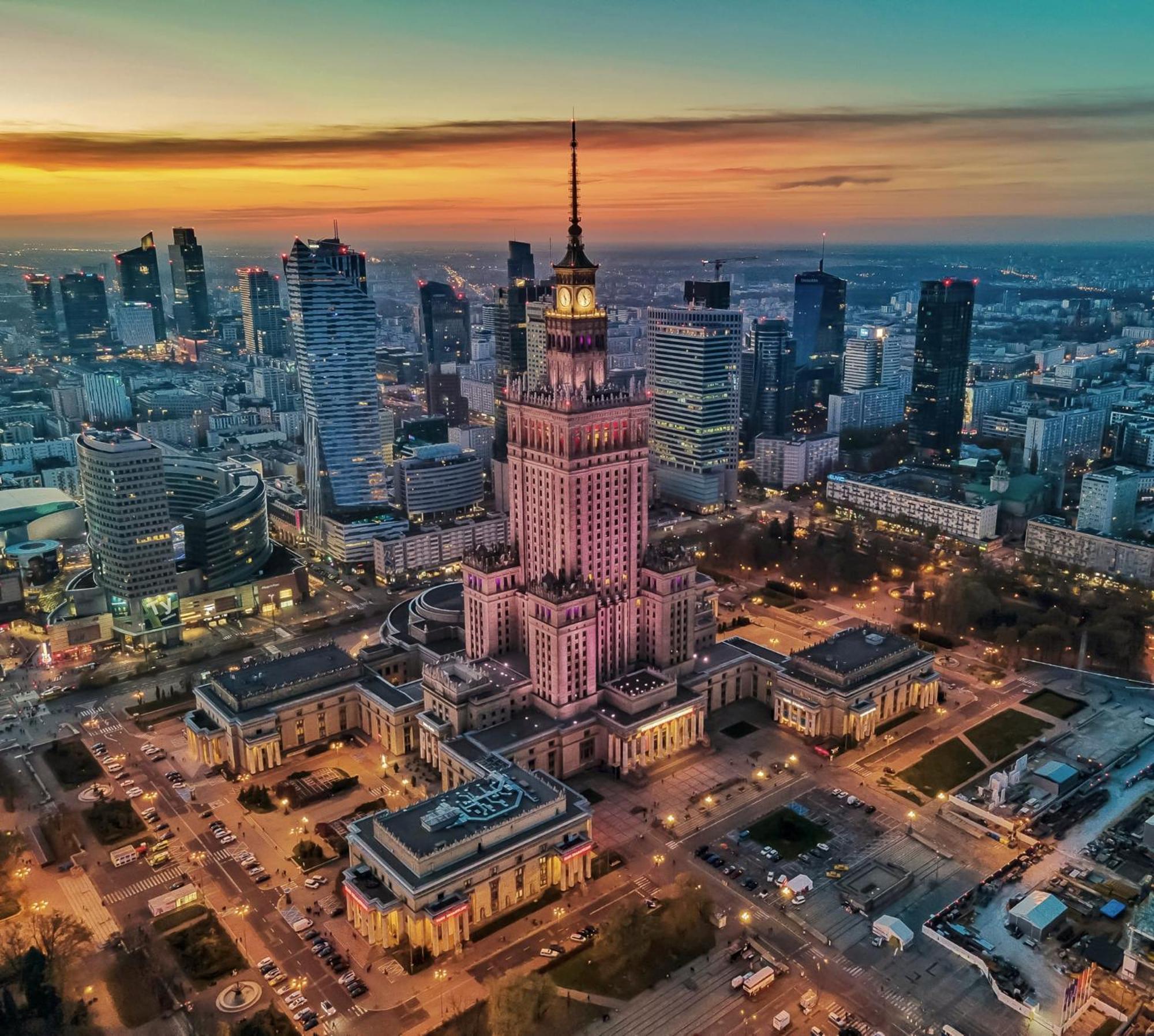 Palace 2 Wifi 600 Mbs 55'Tv Netflix Hbo 2Xmetro Appletv Warsaw Exterior photo
