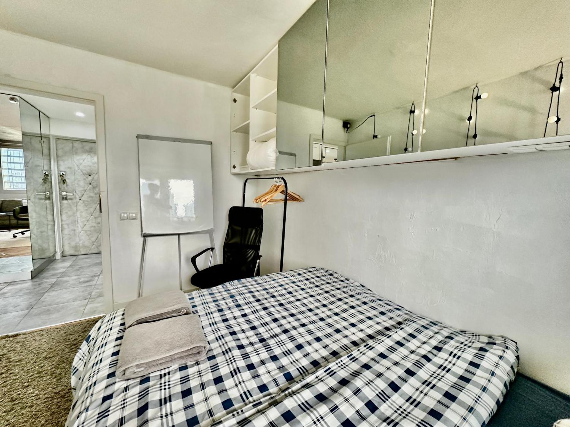 Palace 2 Wifi 600 Mbs 55'Tv Netflix Hbo 2Xmetro Appletv Warsaw Exterior photo