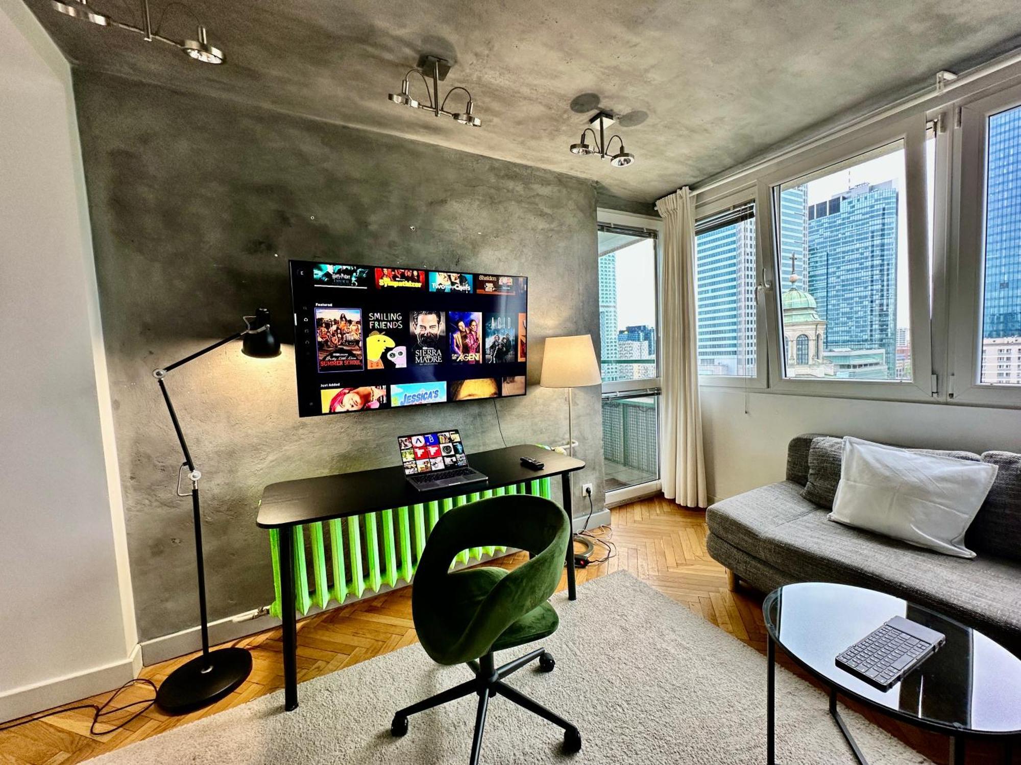Palace 2 Wifi 600 Mbs 55'Tv Netflix Hbo 2Xmetro Appletv Warsaw Exterior photo